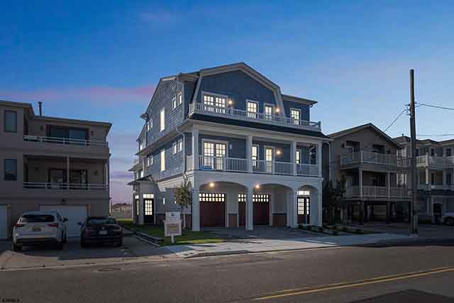 4933-35  Central - , OCEAN CITY