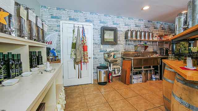 1123  Asbury Ave - , OCEAN CITY