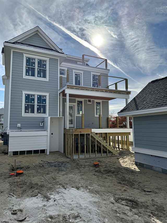 140  Simpson Ave - , OCEAN CITY