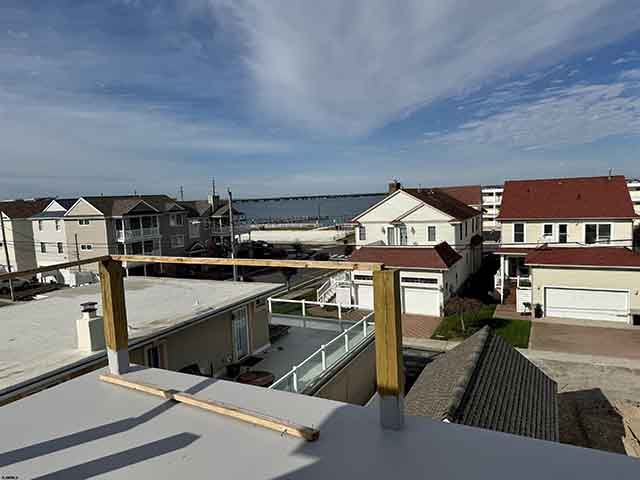 140  Simpson Ave - , OCEAN CITY