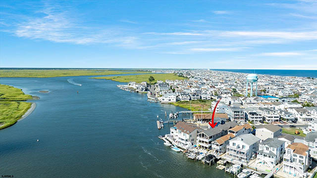 8211  Sounds Ave - , SEA ISLE CITY