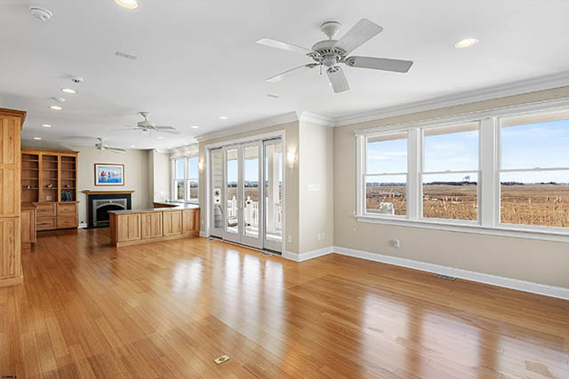 200  Somerset - , OCEAN CITY