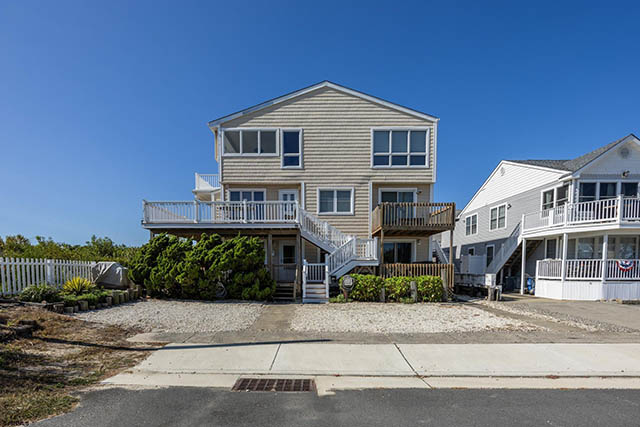 410  35th St S - , BRIGANTINE