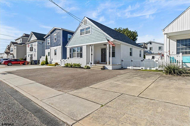 338  36th St S - , BRIGANTINE