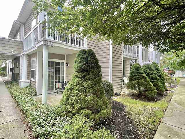 550  Central Ave - , LINWOOD