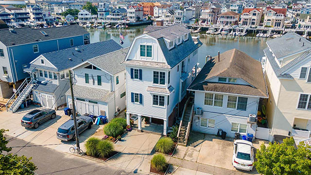 34  W 16th Street - , OCEAN CITY