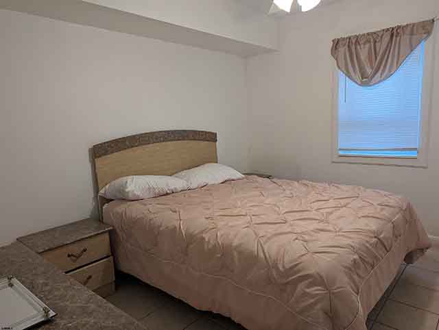 1 1/2 N Newport - , VENTNOR CITY