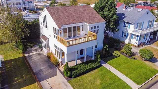 207 E Plaza Pl - , PLEASANTVILLE