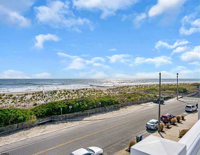 312 E Atlantic Blvd - , OCEAN CITY