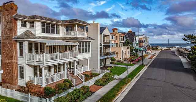 109 S 11th - , LONGPORT