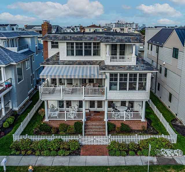 109 S 11th - , LONGPORT