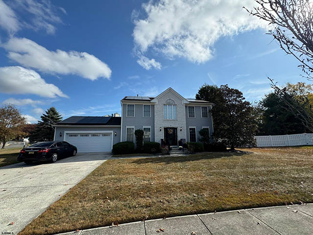 4  Magnolia - , NORTHFIELD