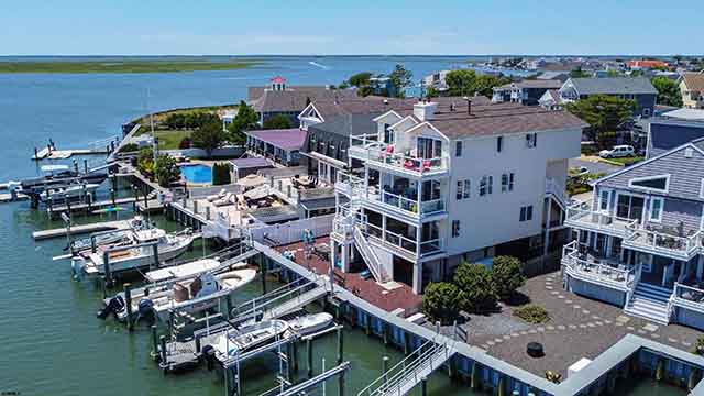 454  West Shore - , BRIGANTINE