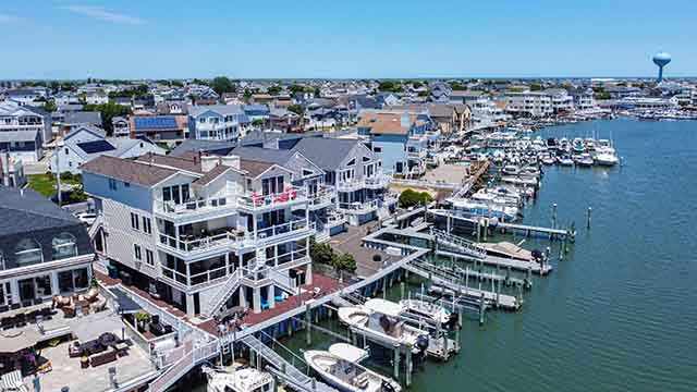 454  West Shore - , BRIGANTINE