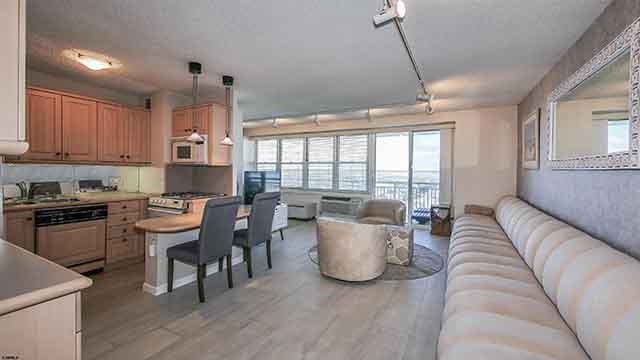 9400  Atlantic - , MARGATE CITY