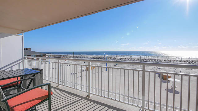 9400  Atlantic - , MARGATE CITY